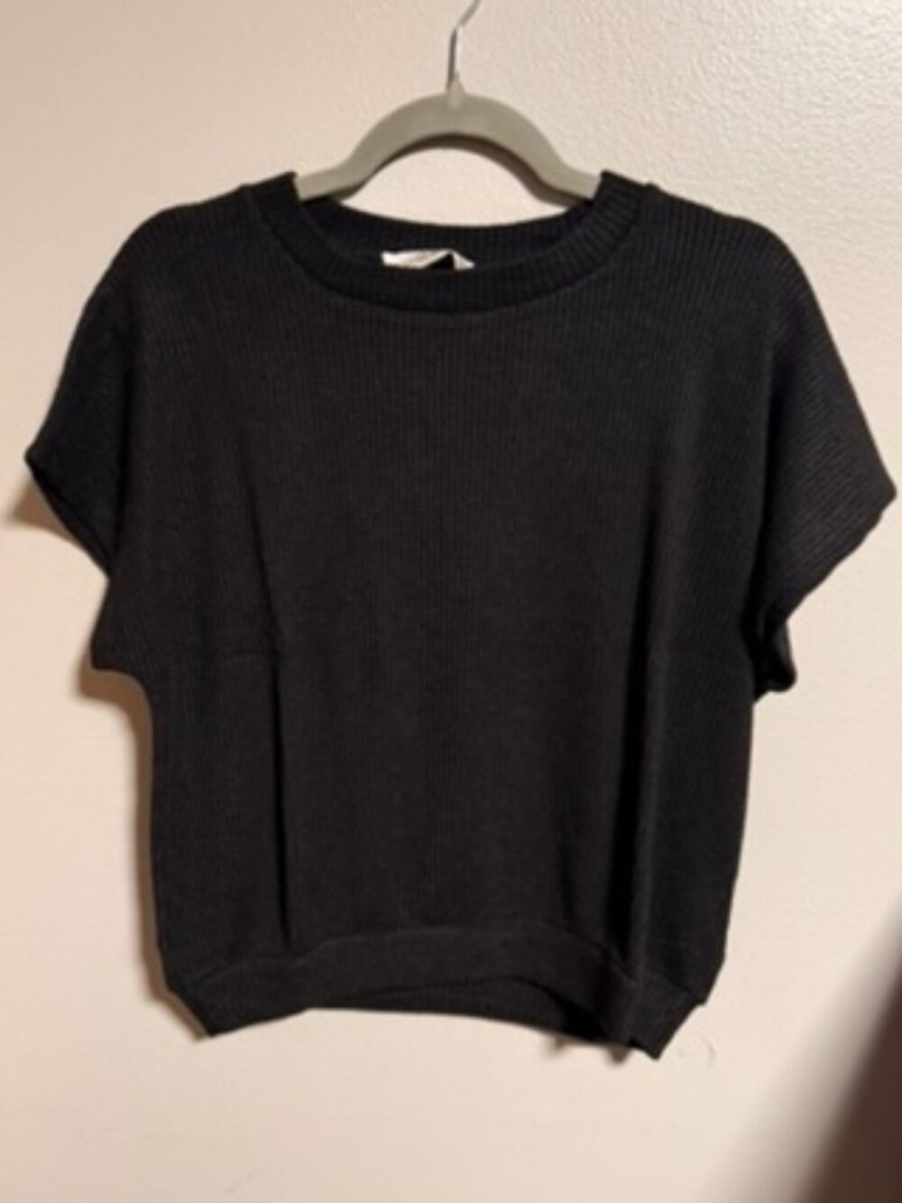 NEW Sweater Knit Short Sleeve Top | Soft Lightweight Fall Transition | S, M, L